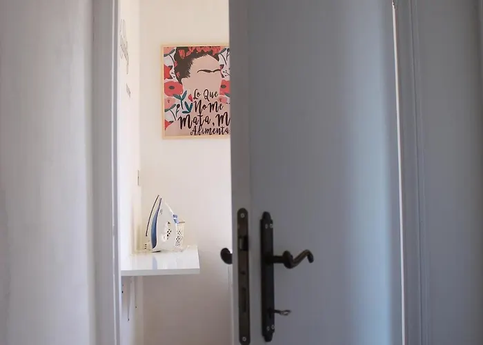 Anna فندق مبيت وإفطار 3*